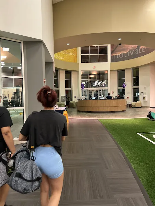 LA Fitness Picture 4