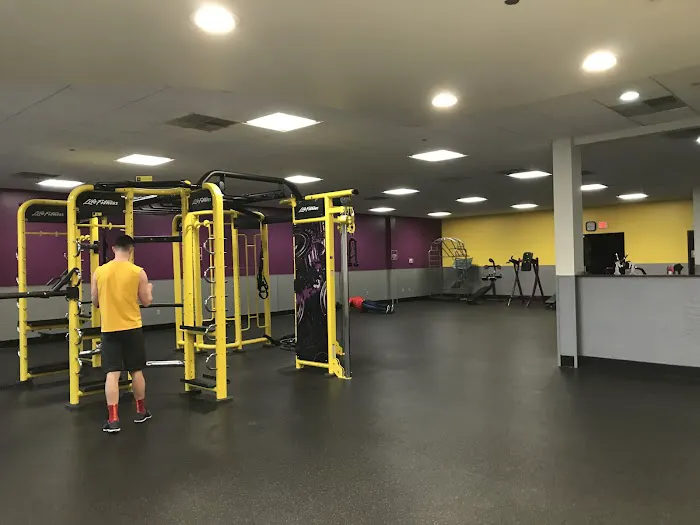 Planet Fitness Picture 4