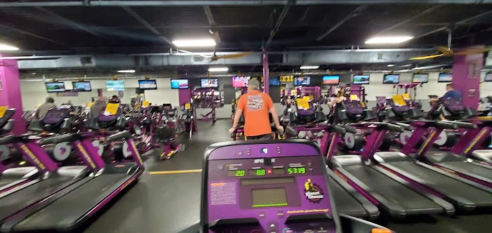 Planet Fitness Picture 2