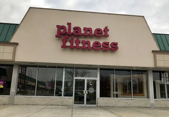 Planet Fitness Picture 1