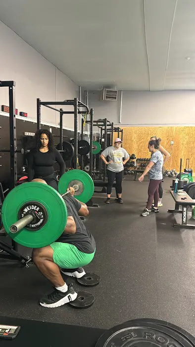 Boom Fit Strength Club Picture 2