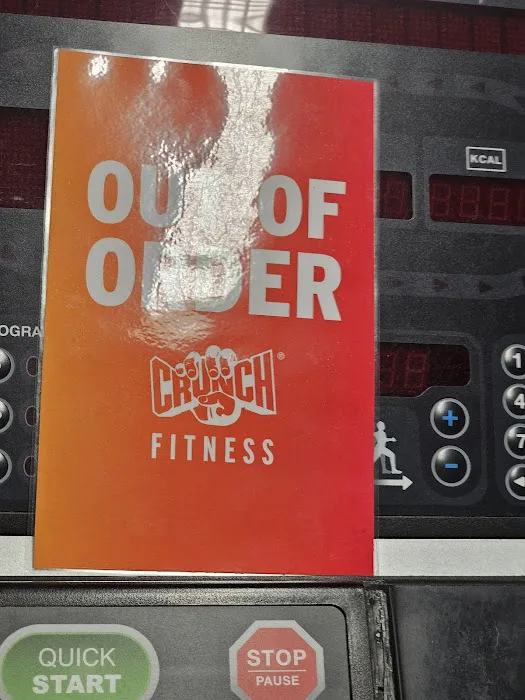 Crunch Fitness - Fairless Hills Picture 4