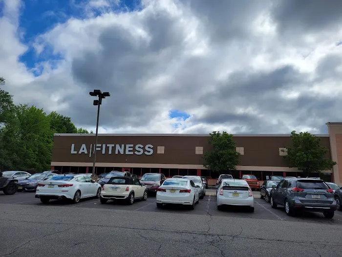 LA Fitness Picture 8