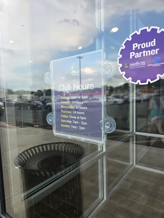 Planet Fitness Picture 5