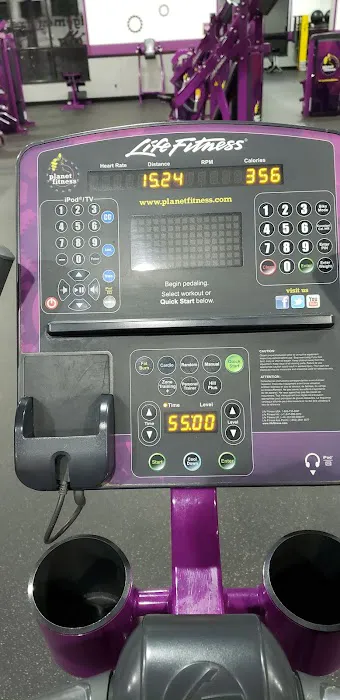 Planet Fitness Picture 3