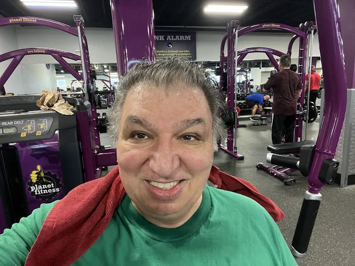 Planet Fitness Picture 2