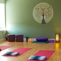 Be Here Now Yoga ico