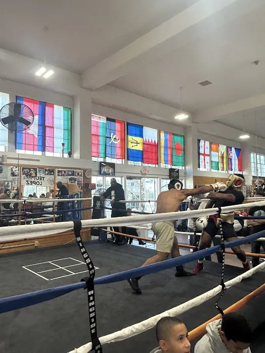 Old Dog Boxing Club Picture 6