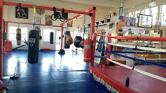 Old Dog Boxing Club Picture 10