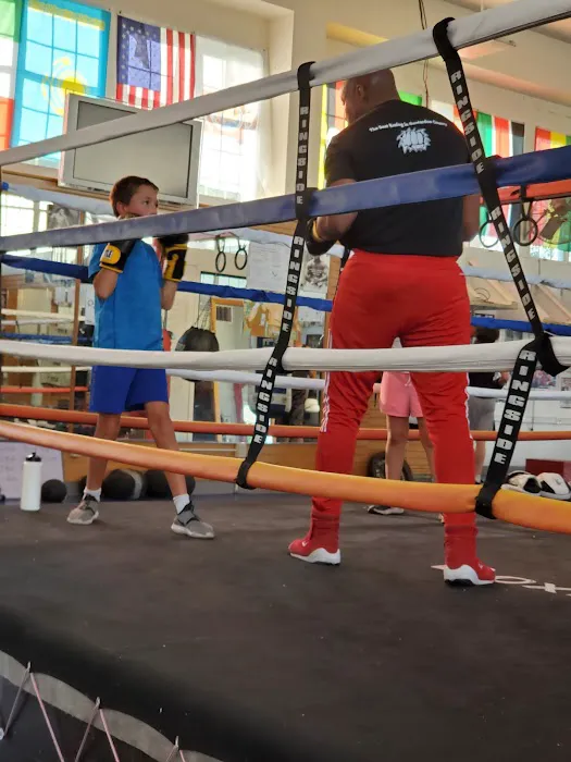 Old Dog Boxing Club Picture 8