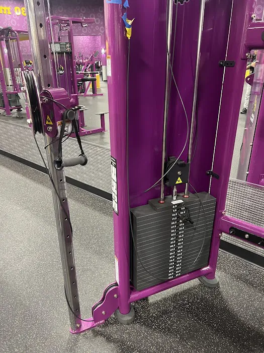 Planet Fitness Picture 7