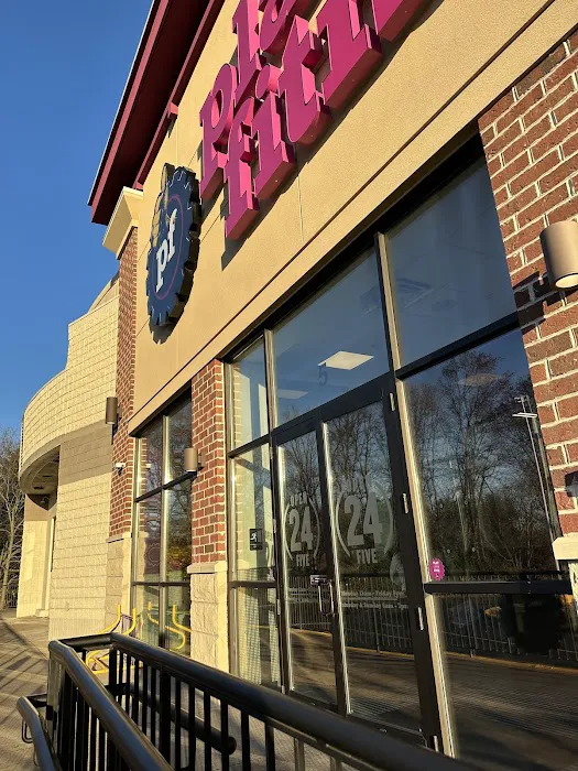Planet Fitness Picture 3