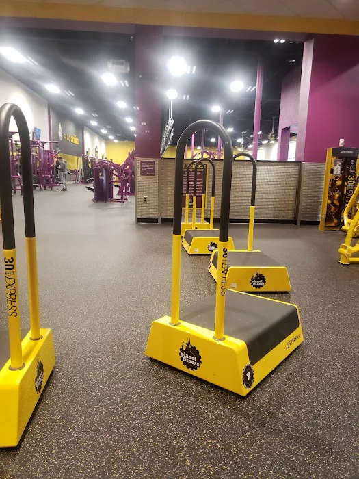 Planet Fitness Picture 8