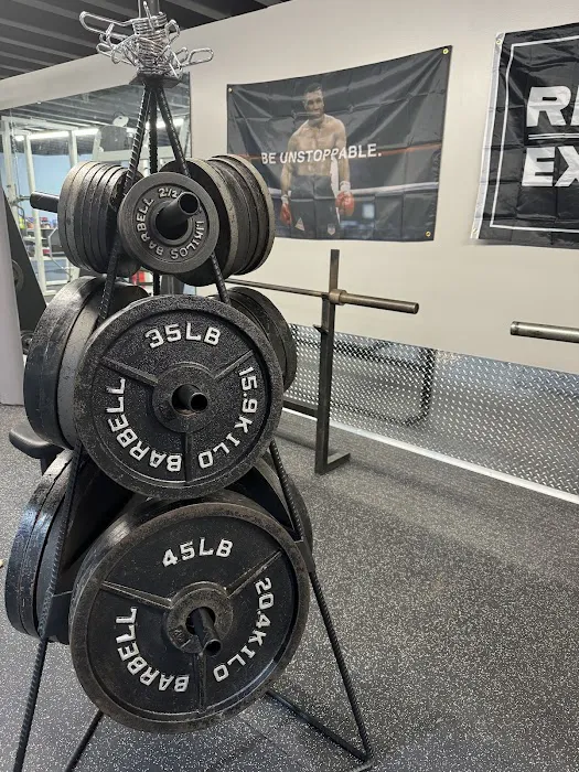 Bullpen Fitness and Recreational Center Picture 9