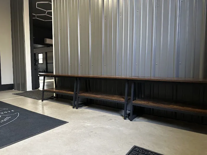Hottie Hut Fitness Boutique Picture 6