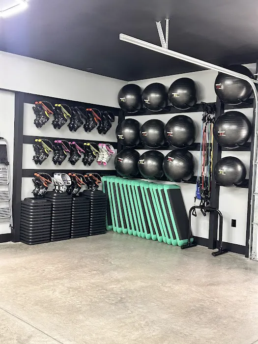 Hottie Hut Fitness Boutique Picture 10