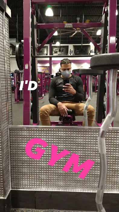 Planet Fitness Picture 6