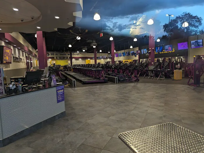 Planet Fitness Picture 2