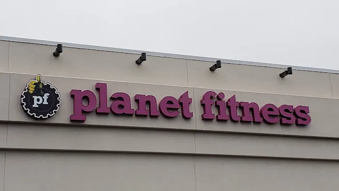 Planet Fitness Picture 4