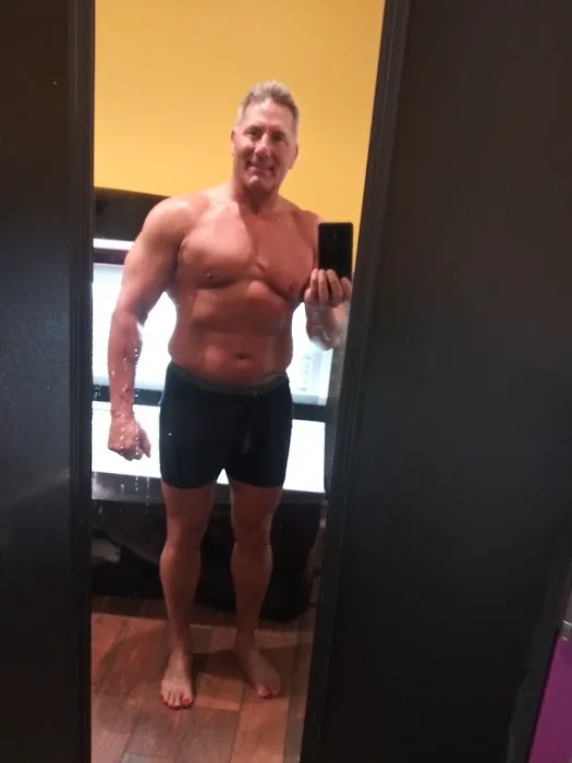 Planet Fitness Picture 8