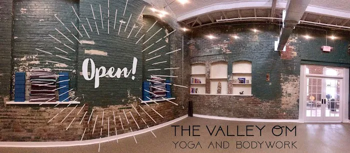 The Valley Om: Yoga and Bodywork Picture 7