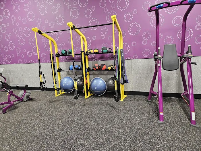 Planet Fitness Picture 9