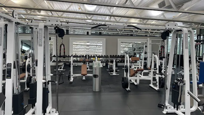 Dankos Fitness Mountain Top Picture 3