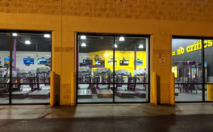 Planet Fitness Picture 2