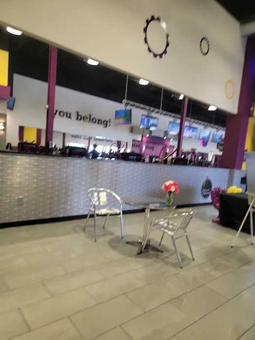 Planet Fitness Picture 10