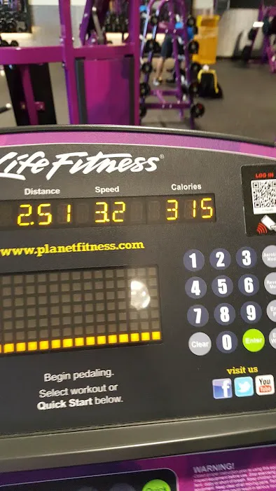 Planet Fitness Picture 5