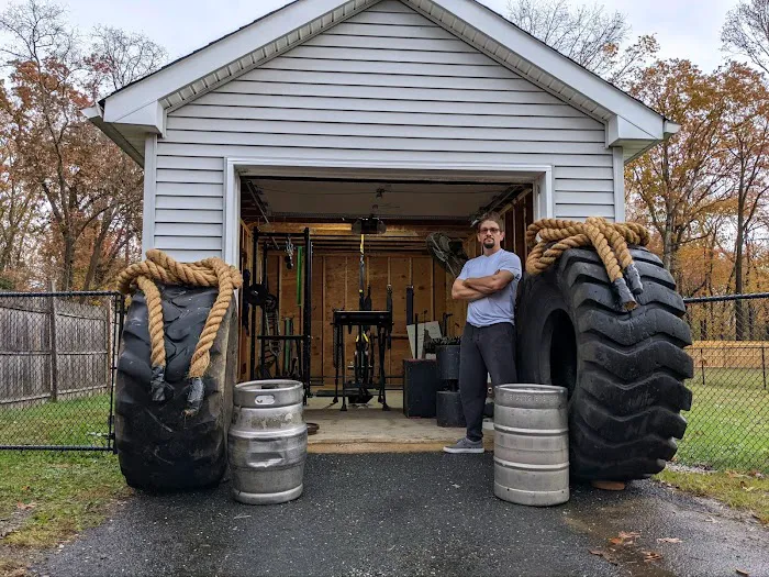Hoelz Fitness and Strength Picture 1