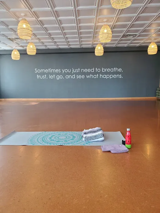 Honor Yoga Manalapan Picture 1