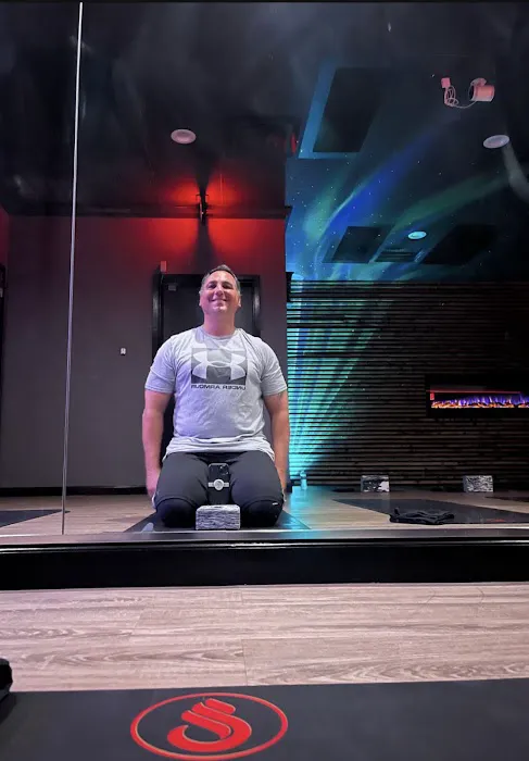 Studio Lit - Infrared Hot Fitness - Yoga - Wellness Picture 7