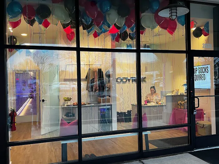 BODYROK NEWTOWN Picture 3