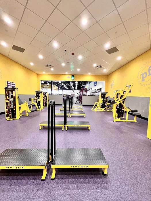 Planet Fitness Picture 7