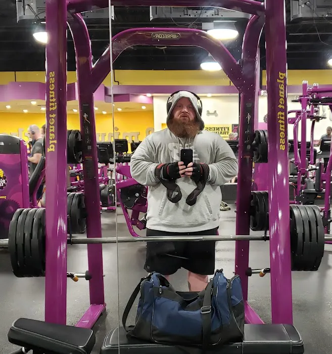 Planet Fitness Picture 8