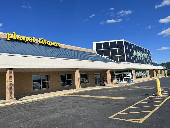 Planet Fitness Picture 3