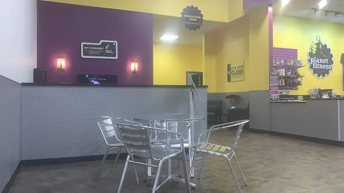 Planet Fitness Picture 2