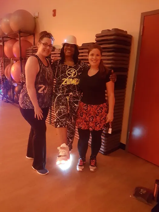 Retro Fitness Picture 10
