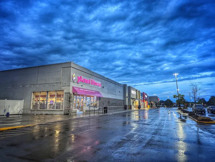 Planet Fitness Picture 5