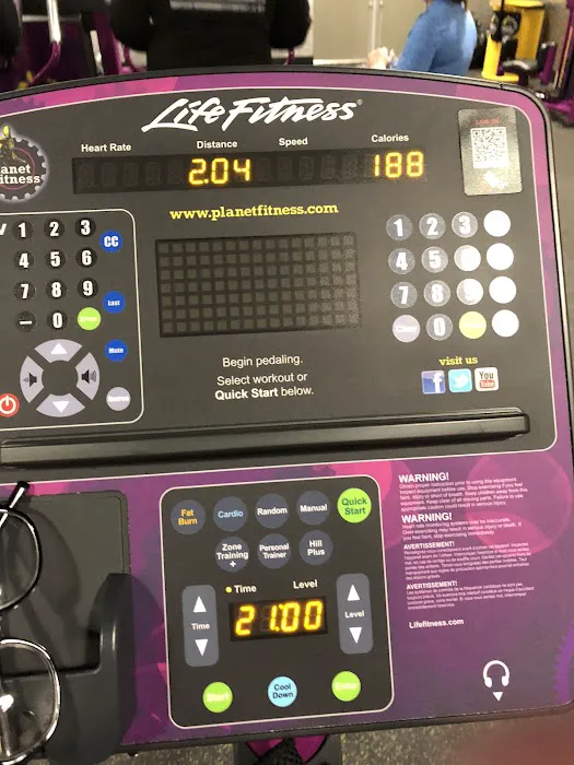 Planet Fitness Picture 7