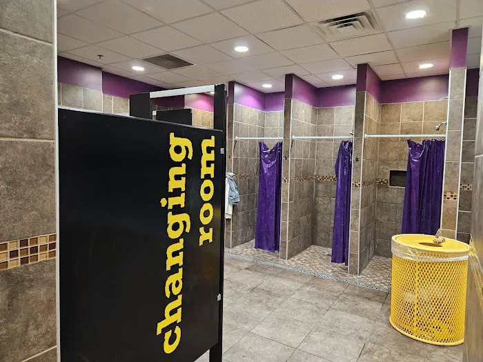 Planet Fitness Picture 10