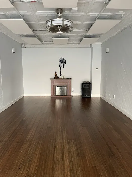Yoga Solace Club Picture 4