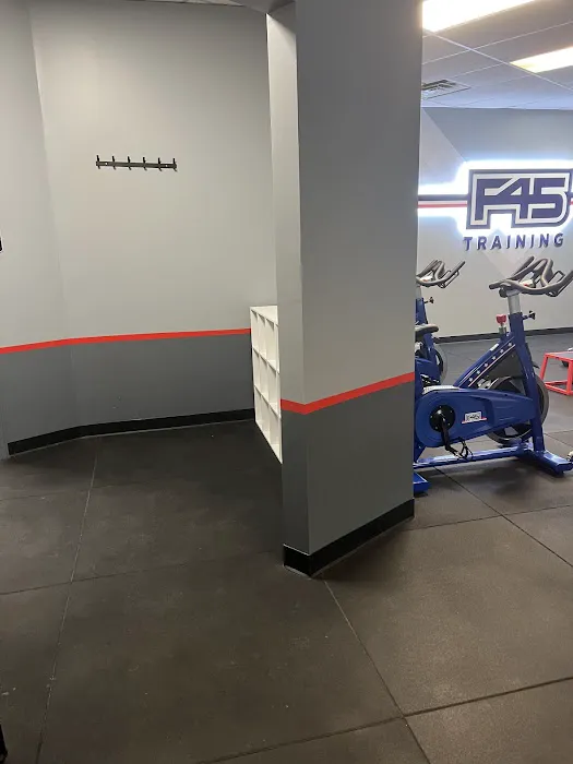 F45 Training Manalapan Picture 6