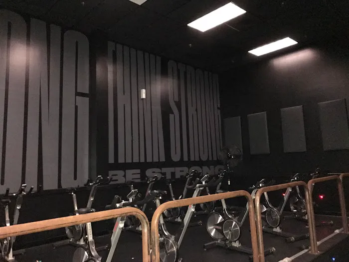 Crunch Fitness - Freehold Picture 10