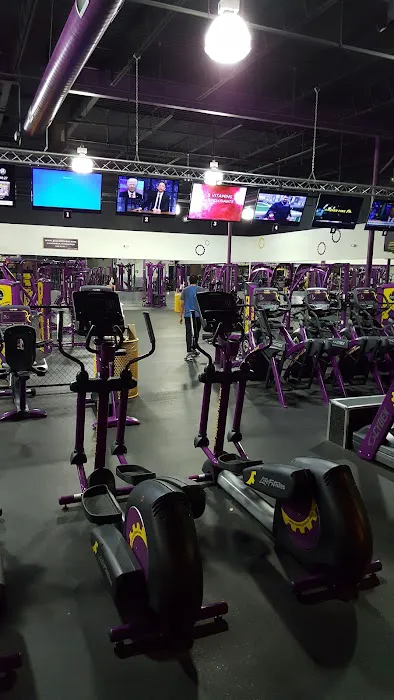 Planet Fitness Picture 2