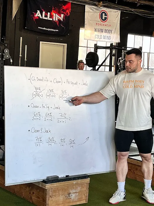 Marble Weightlifting Picture 4