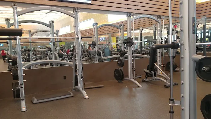 LA Fitness Picture 2