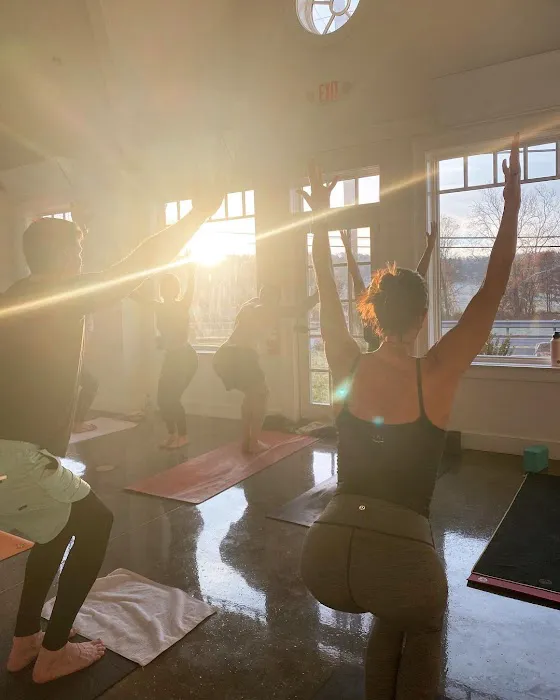 Far Hills Power Yoga Picture 2