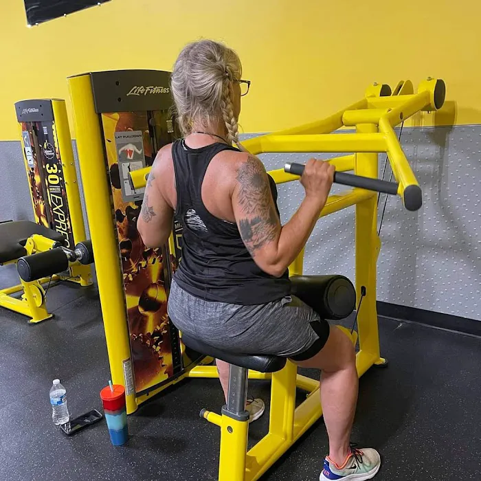 Planet Fitness Picture 8